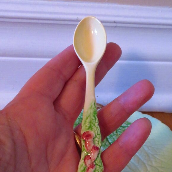 Vintage Carlton Ware Australian Design Green Leaf Dishes with Knife and spoon - Picture 5 of 7